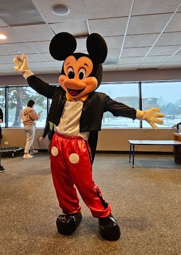 Hire Mickey Mouse for birthday parties