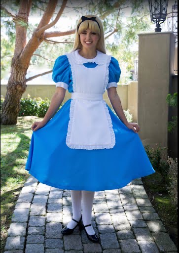 Alice in Wonderland party entertainment