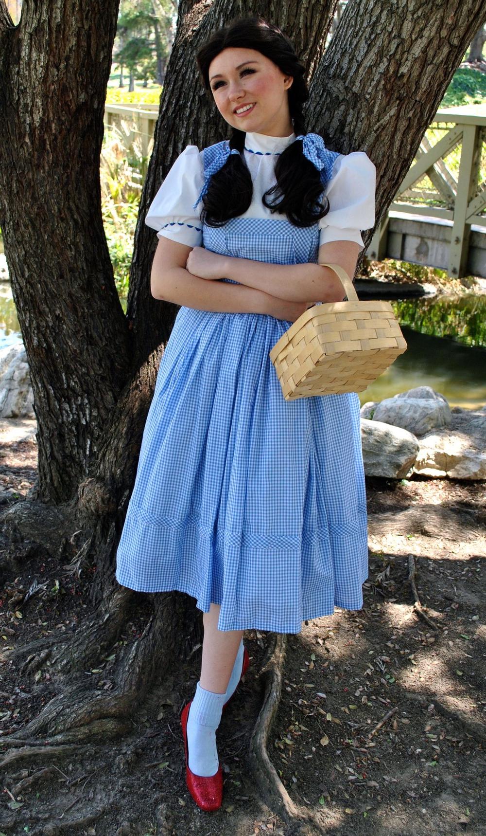 Dorothy party entertainment